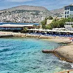 Red Berry Sarande