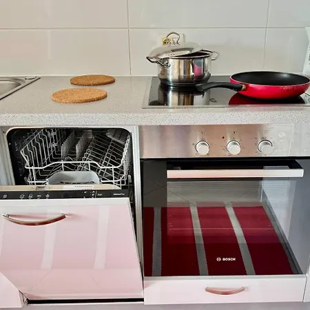 Apartament Red Berry