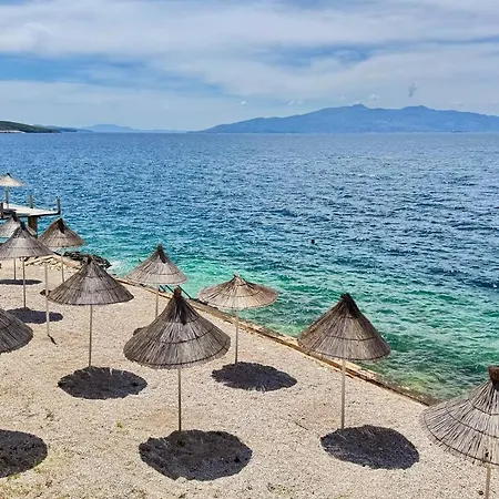 Red Berry Saranda