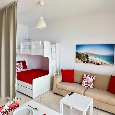 Red Berry Apartment