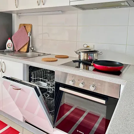 Apartment Red Berry Sarande